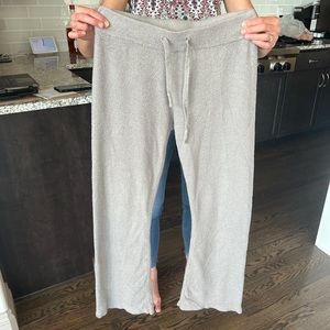 Barefoot dreams lounge pants